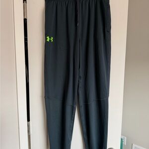 Under Armour Cold Gear Athletic Charcoal Pants with Neon Green Accent Large